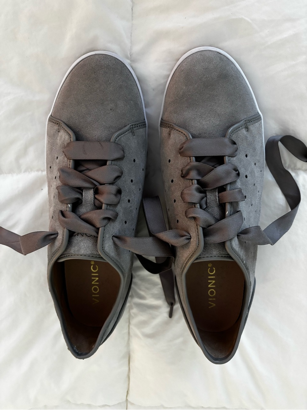 Vionic Gray Suede Ribbon Lace Casual Sneakers